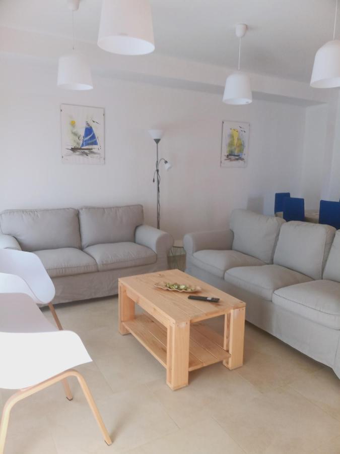 Chalet Amplio Con Jardin Y Zona Barbacoa. Reus Eksteriør billede